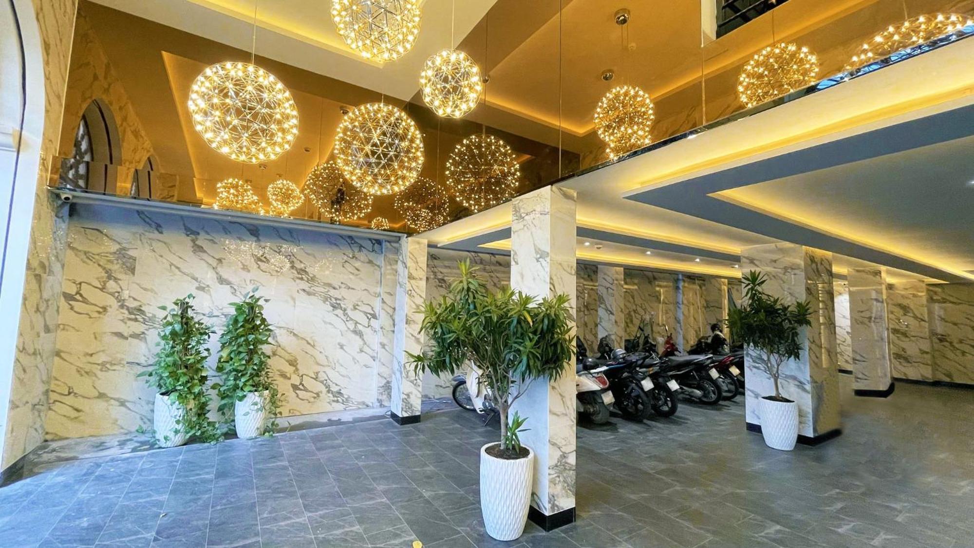 A In Atistar Ho Chi Minh City