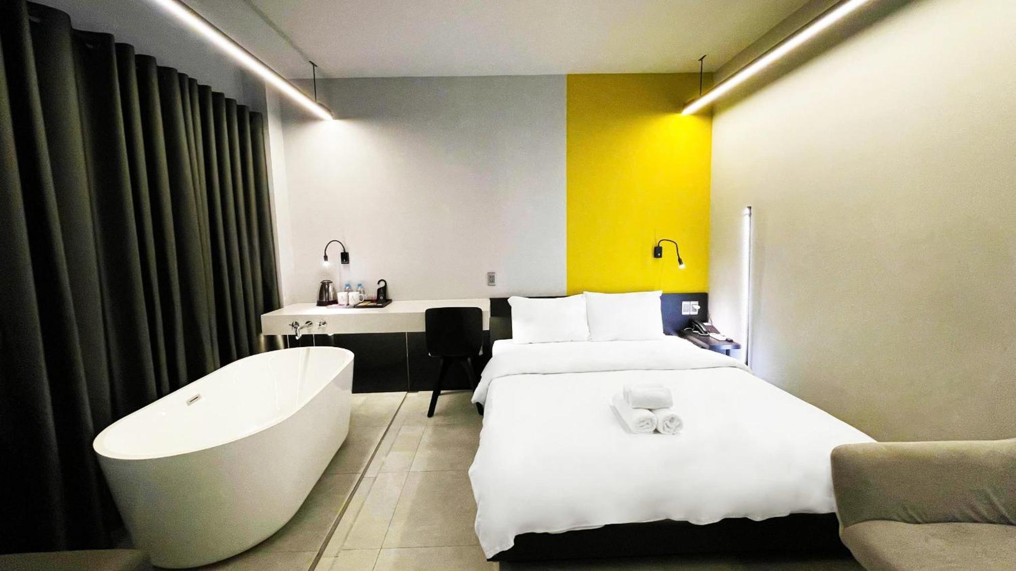 A In Atistar Ho Chi Minh City